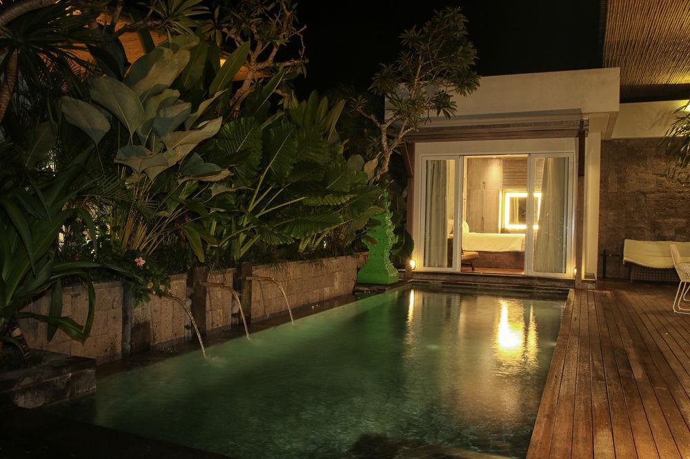 Hu'U Villas Seminyak  Exterior photo